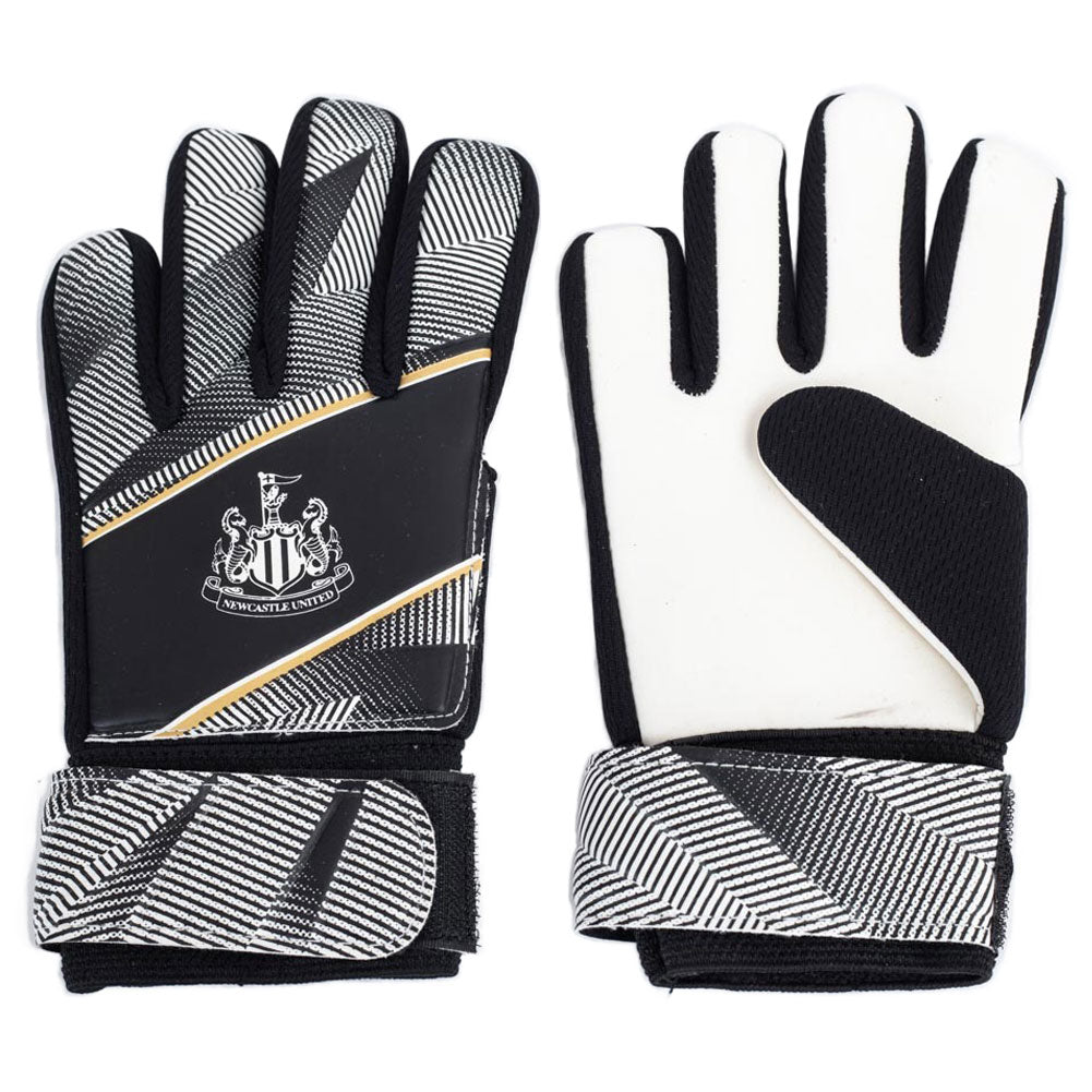 Newcastle United FC Fuse Goalkeeper Gloves Yths