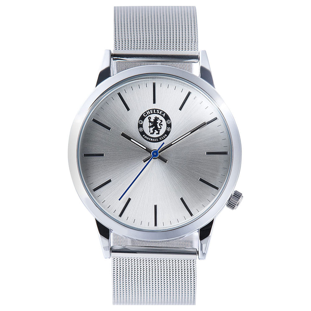 Classic mens watch with a silver casing and mesh strap